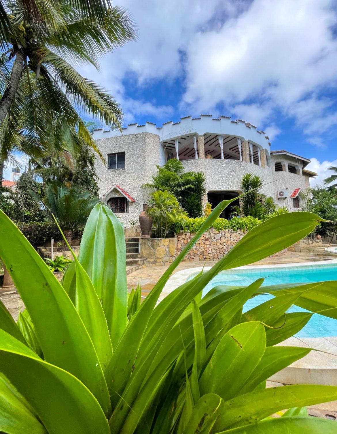 Tembo Village Watamu Exterior photo