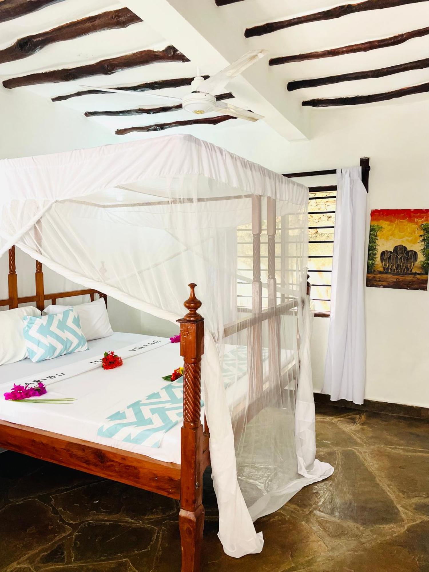 Tembo Village Watamu Exterior photo